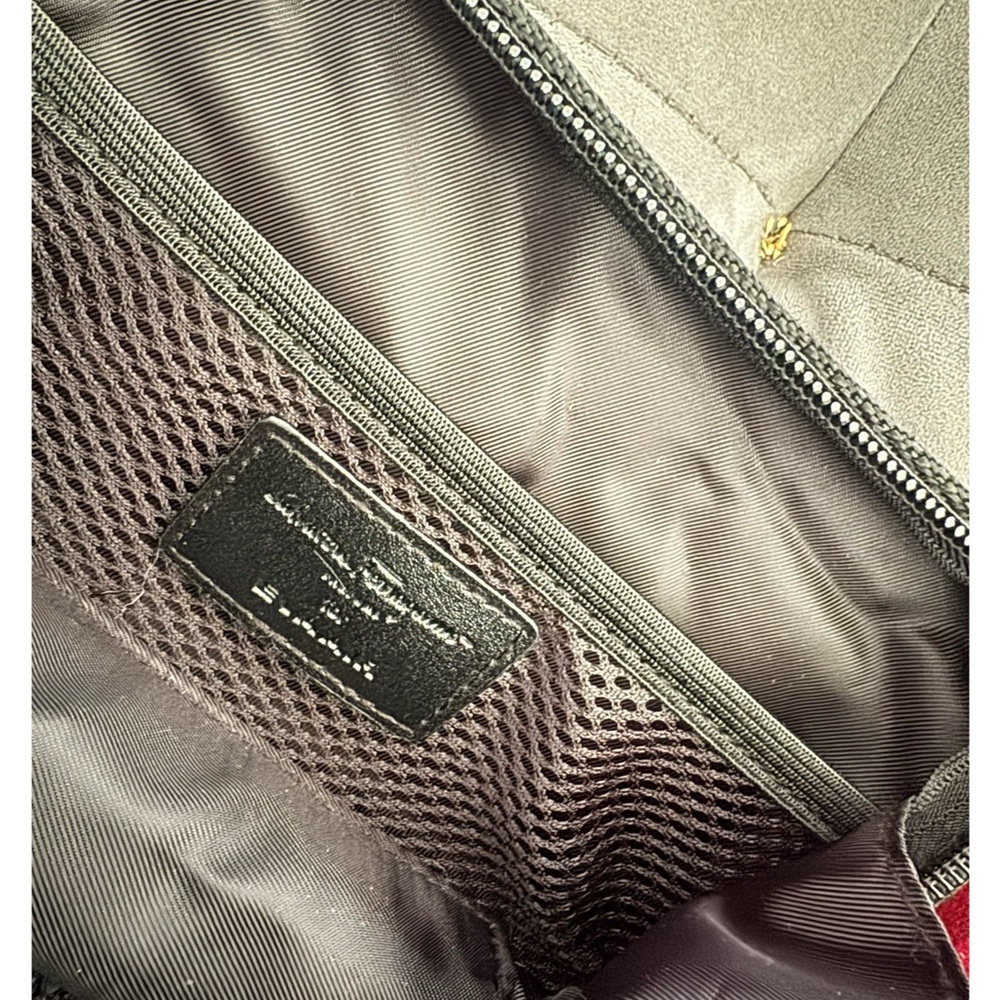 Salvatore Ferragamo Black Toiletries Hard Case - Picture 5 of 8